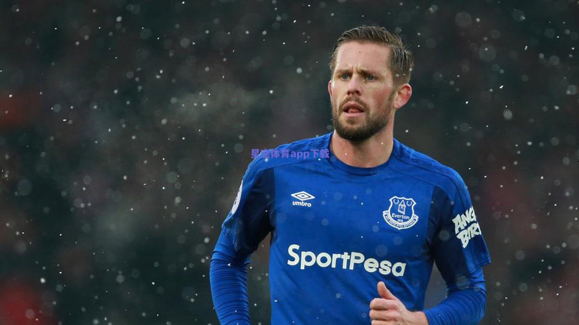 瓦伦西亚主场激战塞维利亚，加亚丹朱马领衔锋线，阿斯皮利奎塔古德利筑防